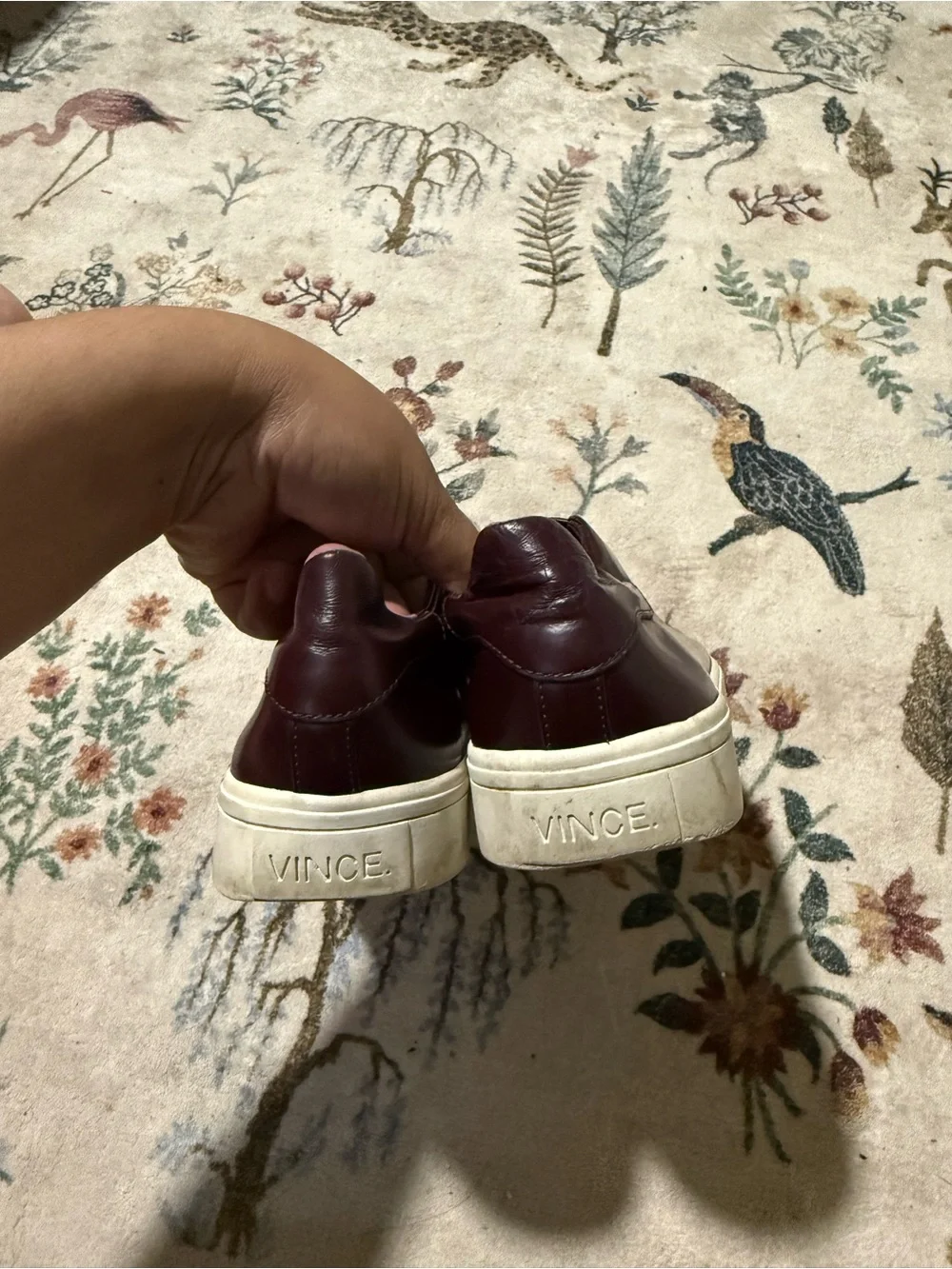 Vince bolton burgundy fashion letter sneakers size 5